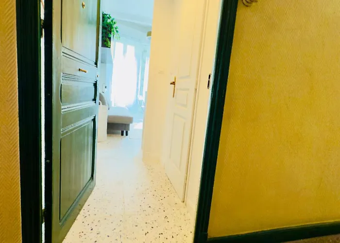 Apartment Petit Bijou 1 Pers Wifi Nizza